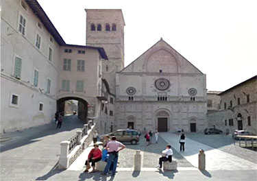 Cattedrale e piazza san Rufino